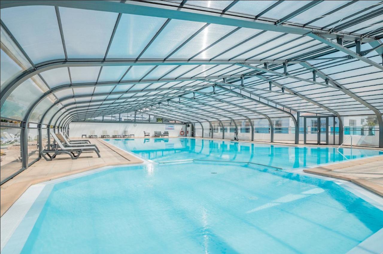 Joli Chalet Pour 6 - Domaine Avec Piscine Brétignolles-sur-Mer Zewnętrze zdjęcie